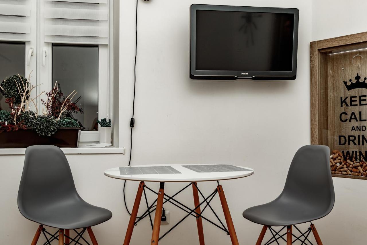 Loft Apartment Lviv Dış mekan fotoğraf